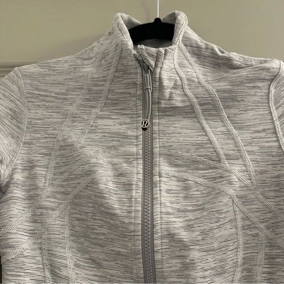 Lululemon Define Jacket - Picture 6 of 9
